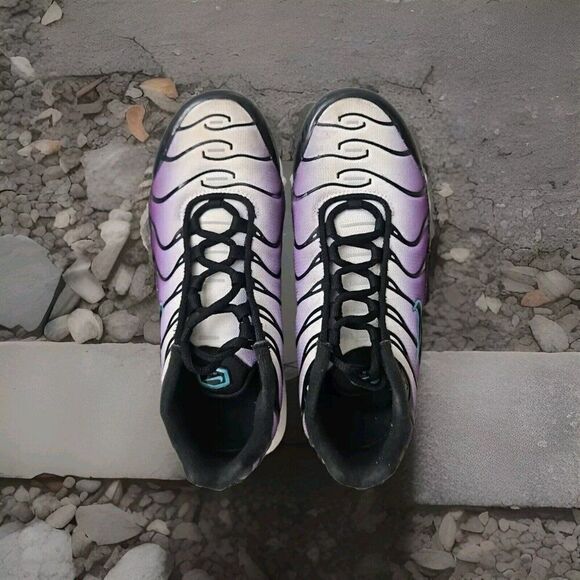 Nike Air Max Plus Low Athletic Running Shoes Youth Size 4.5 Women's Size 6 - Picture 4 of 7